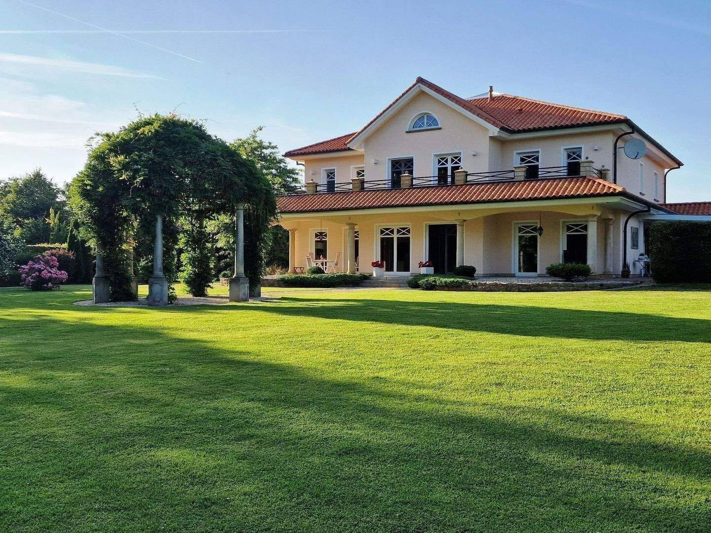Villa im Toskana-Stil, 26842 Ostrhauderfehn