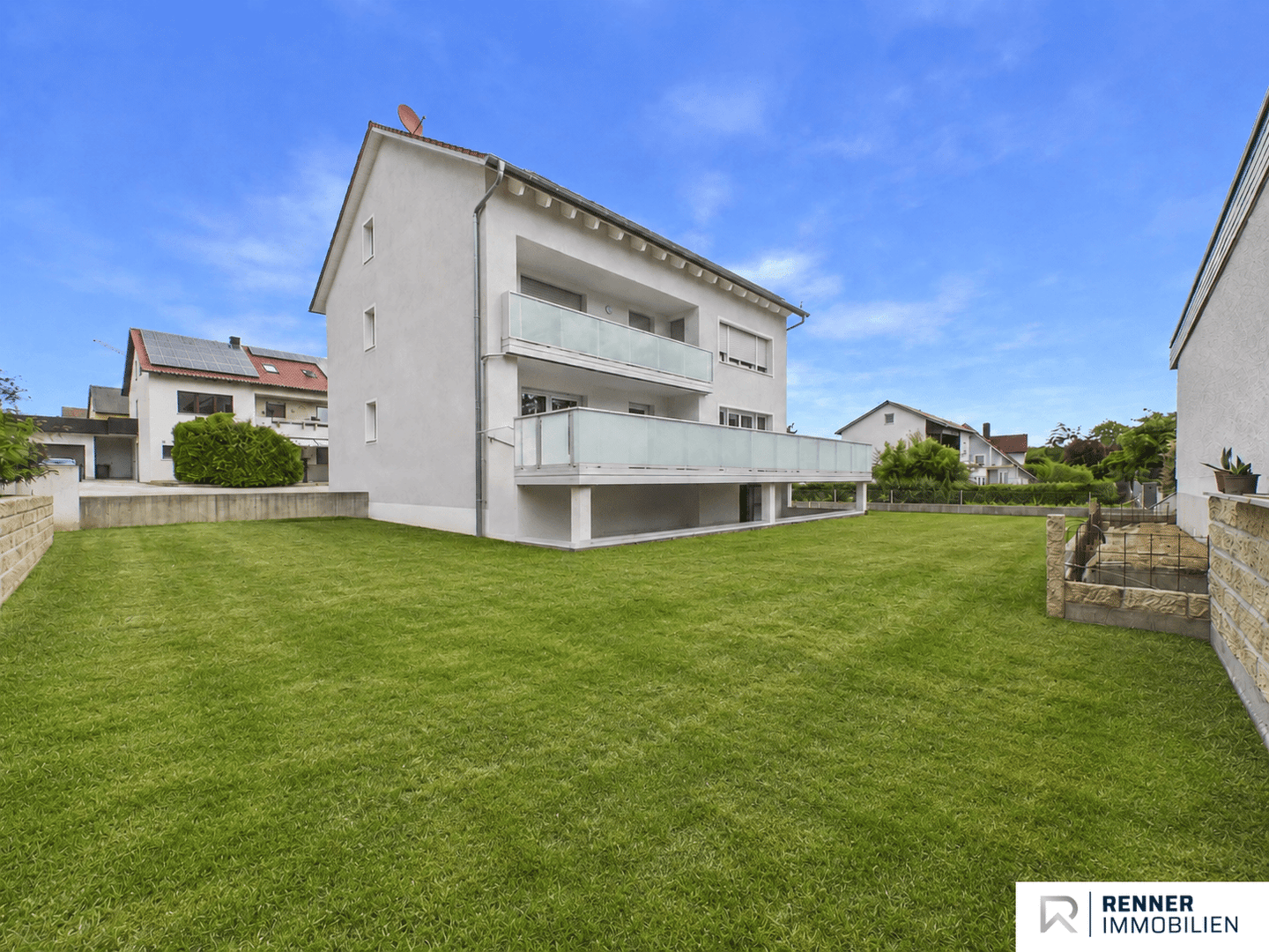 Kernsaniert, A+, gestaltbar: 180m² EG-Maisonette-Wohnung mit 275m² Garten nähe Regensburg, 93138 Lappersdorf