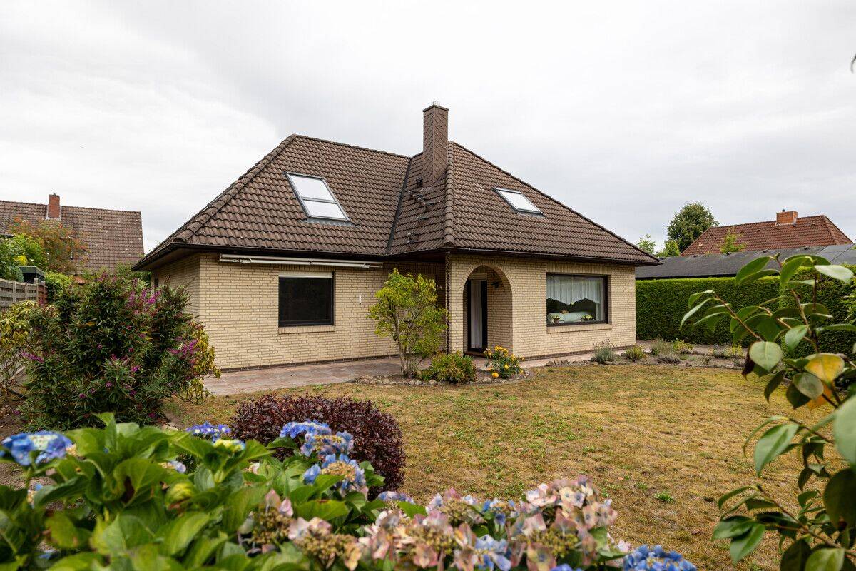 *** DIE RUHIGE LAGE am RANDE von GANDERKESEE – großes EFH mit VIEL PLATZ – großartiger GRUNDRISS ***, 27777 Ganderkesee