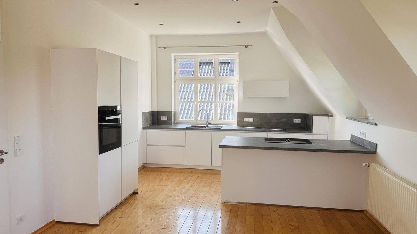 Traumhafte ca. 135 m² große Wohnung mit Garten, Balkon und Garagenstellplatz, 49324 Melle