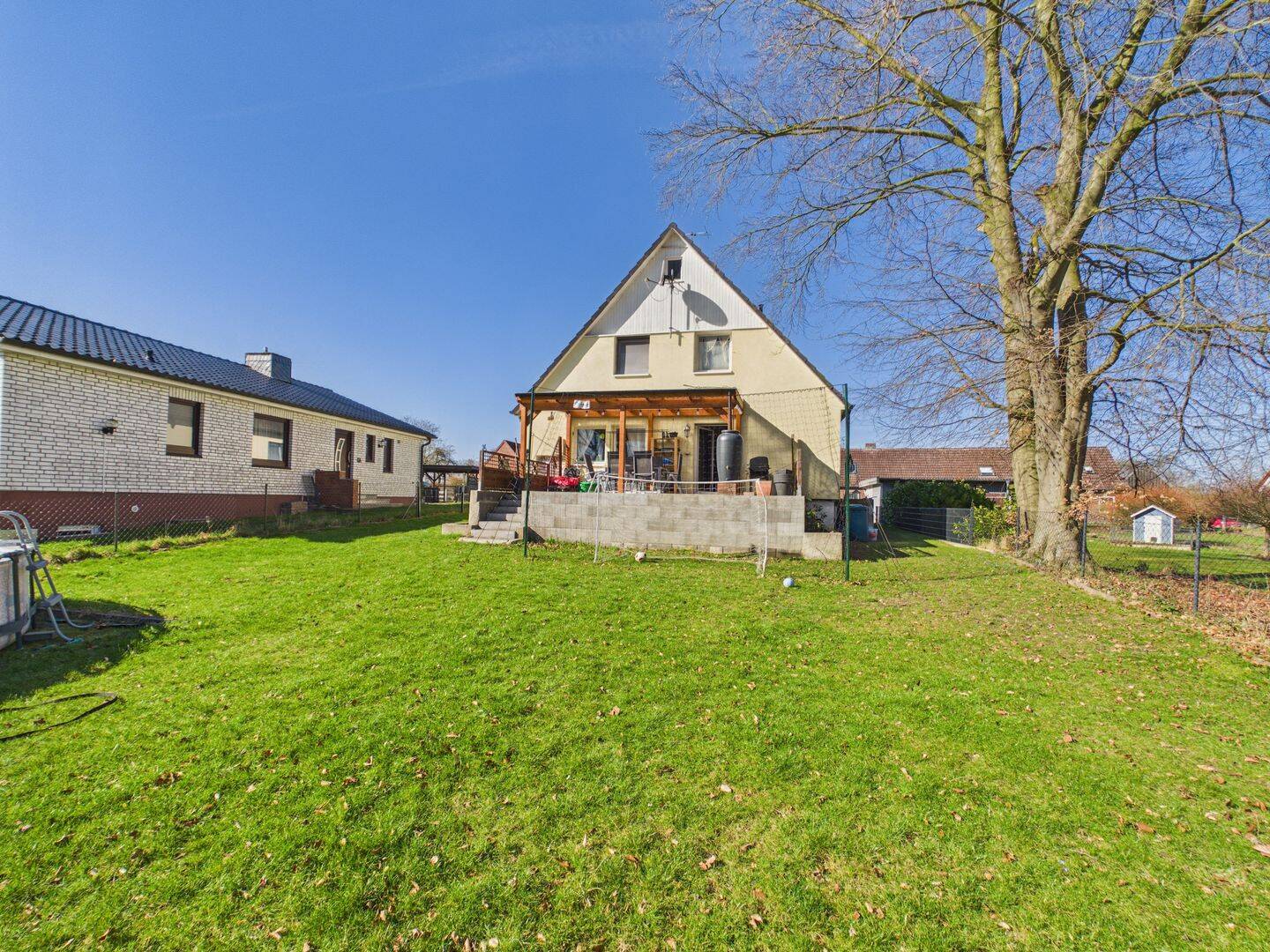 Großes Grundstück, solide Basis – ideal für Handwerker!, 23843 Bad Oldesloe