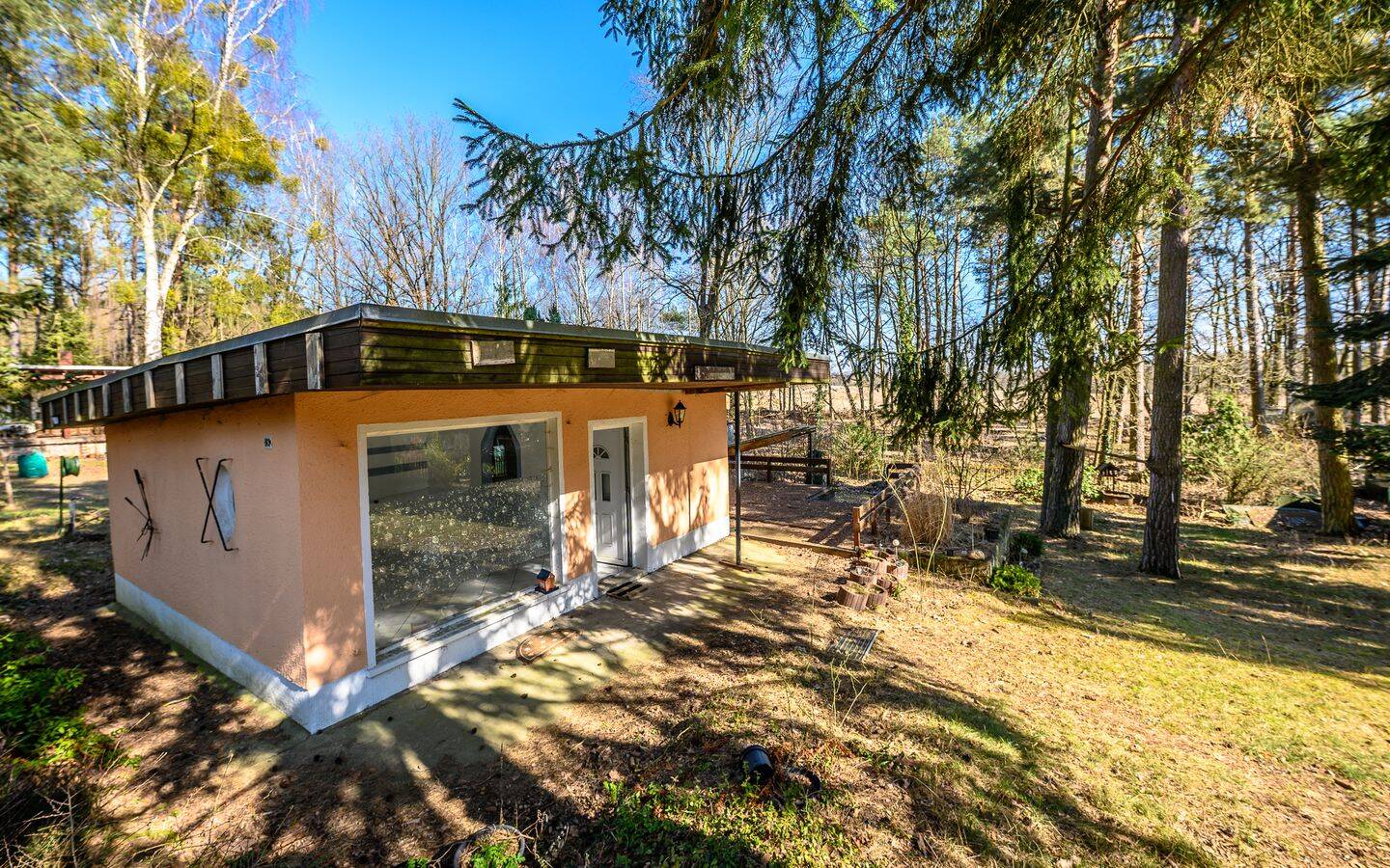 Heinze-Immobilien (IVD): Wochenendhaus für Handwerker nahe Üdersee, 16244 Schorfheide