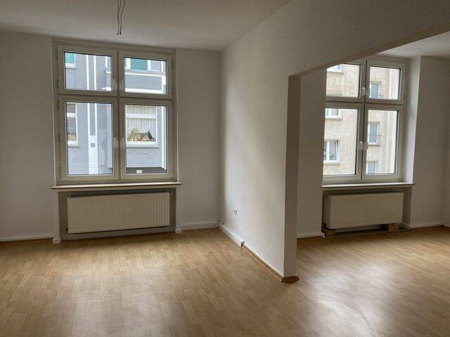 Demnächst frei! 5-Zimmer-Wohnung in Essen Frohnhausen, 45145 Essen (Frohnhausen Holsterhausen)