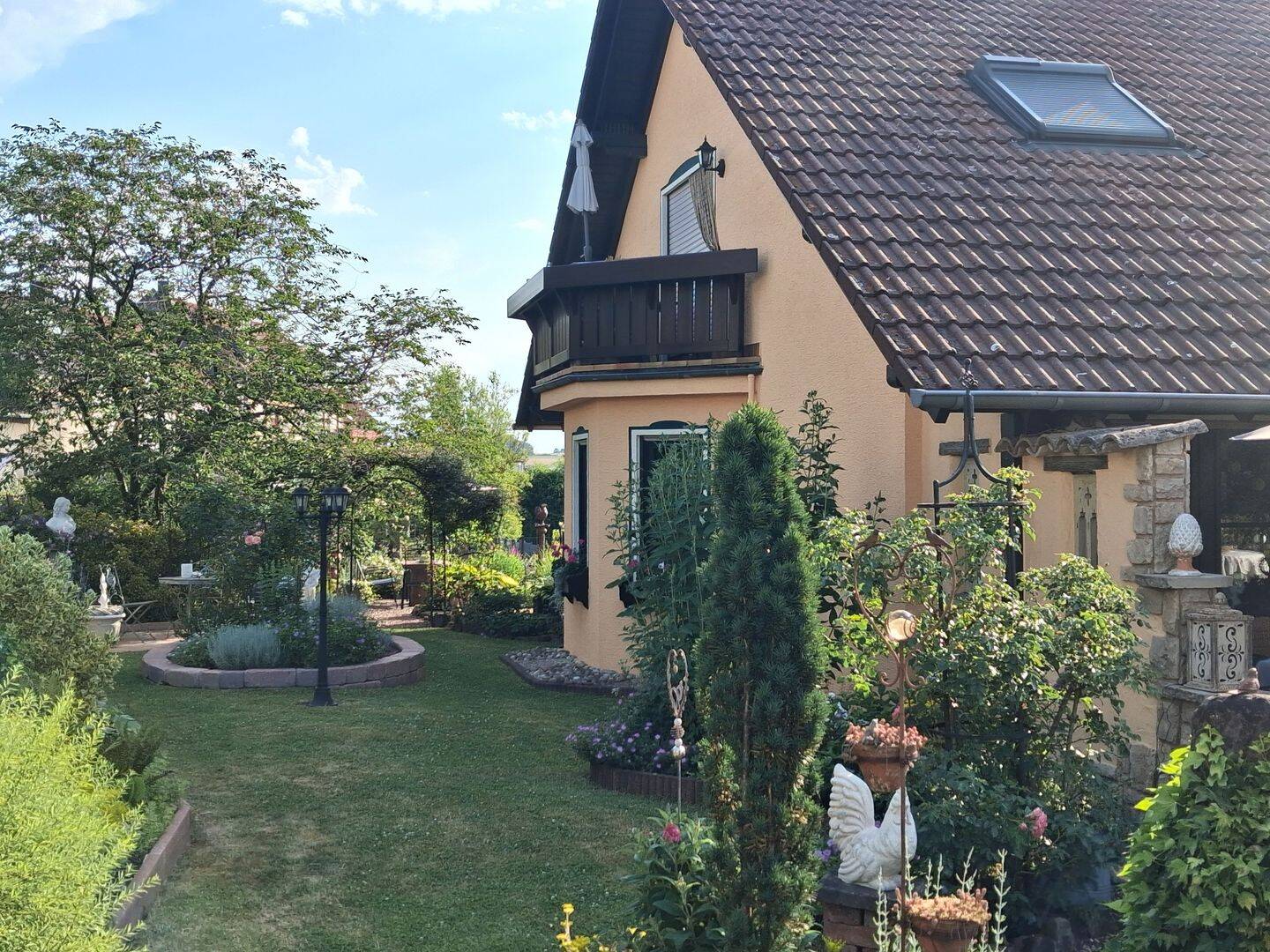 Schöne, helle DG-Whg., 66557 Illingen