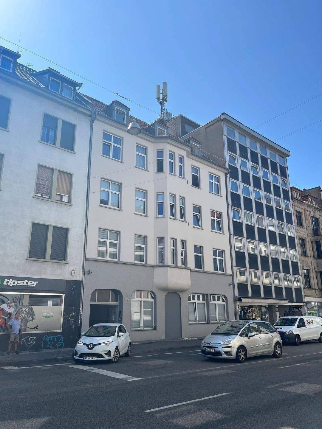 modernes WG Zimmer mit eigenem Badezimmer in 5er-WG zu vermieten mitten in der Innenstadt!, 66111 Saarbrücken