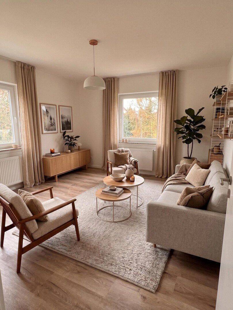 Erstbezug nach umfassender Sanierung: Helle 3-Zimmer-Wohnung mit EBK, Balkon & Garage, 71522 Backnang