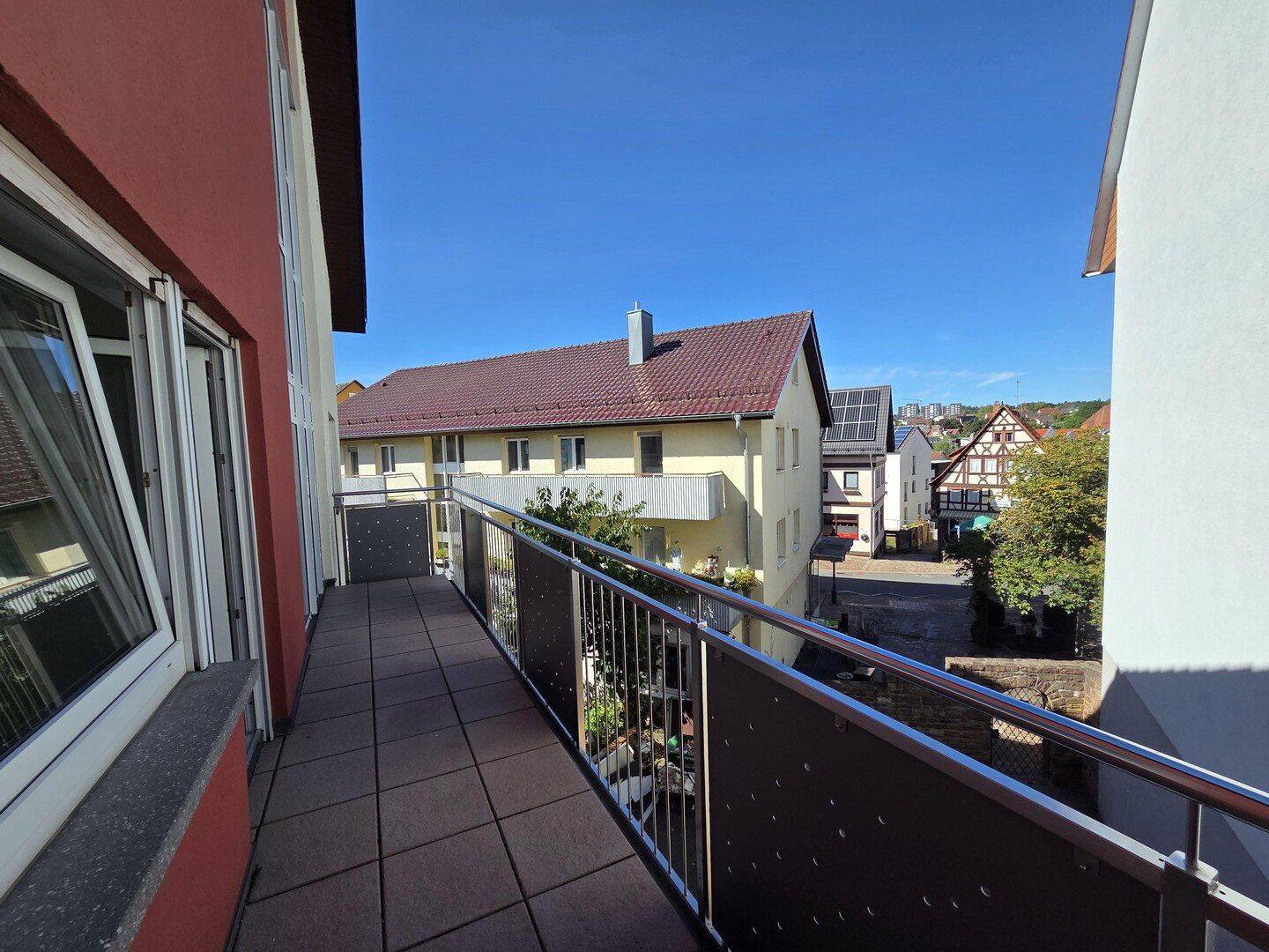 3 Zimmer Küche Bad + Gäste WC mit Balkon in zentraler Innenstadtlage in 74722 Buchen, 74722 Buchen (Odenwald)