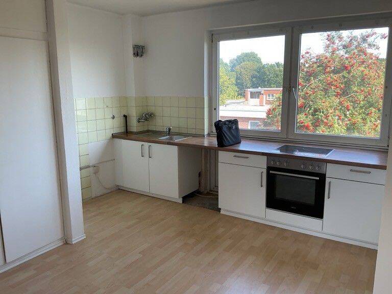 *Gut geschnittene 3-Zimmerwohnung mit Balkon*, 24837 Schleswig