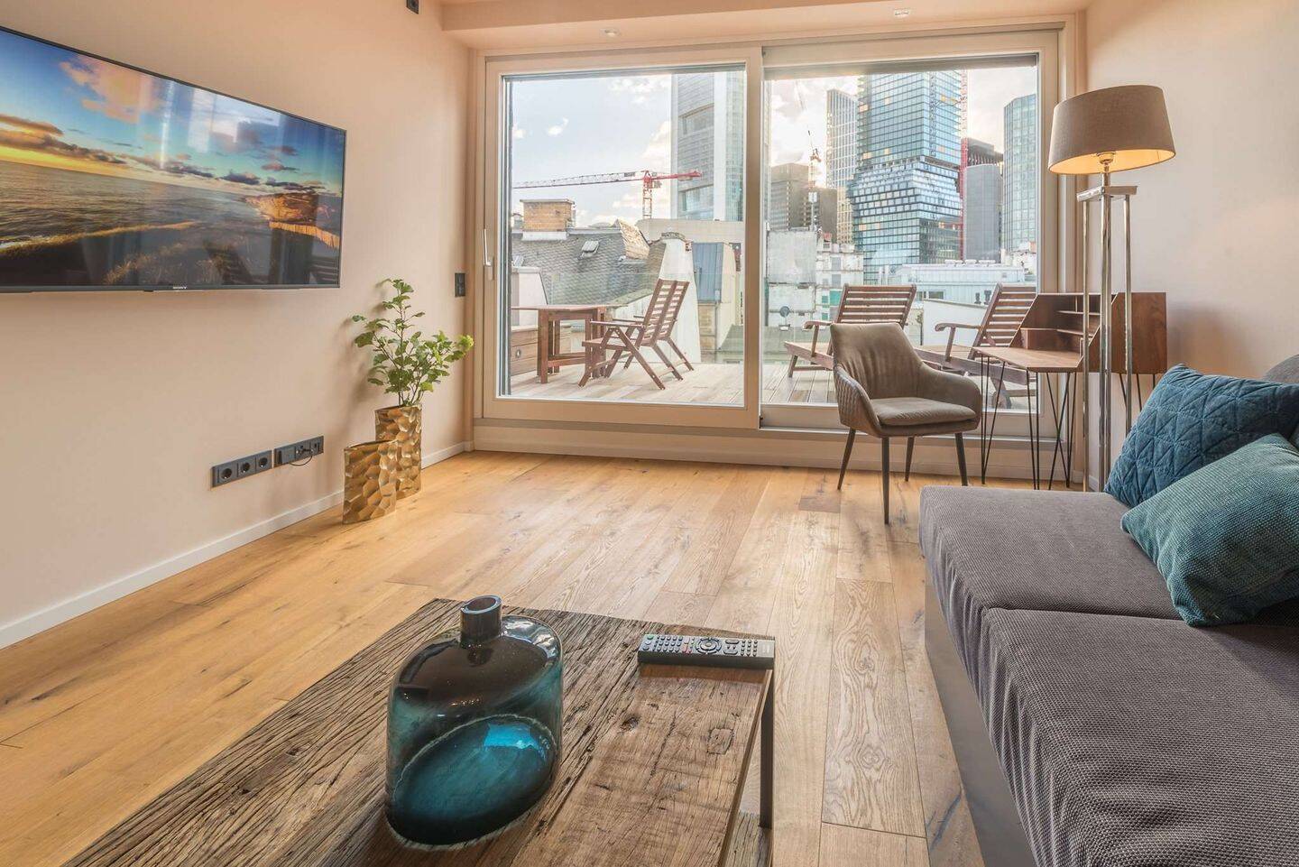 Tolle Penthouse-Wohnung mit Skylineblick und Dachterrasse, 60313 Frankfurt am Main (Altstadt Innenstadt)