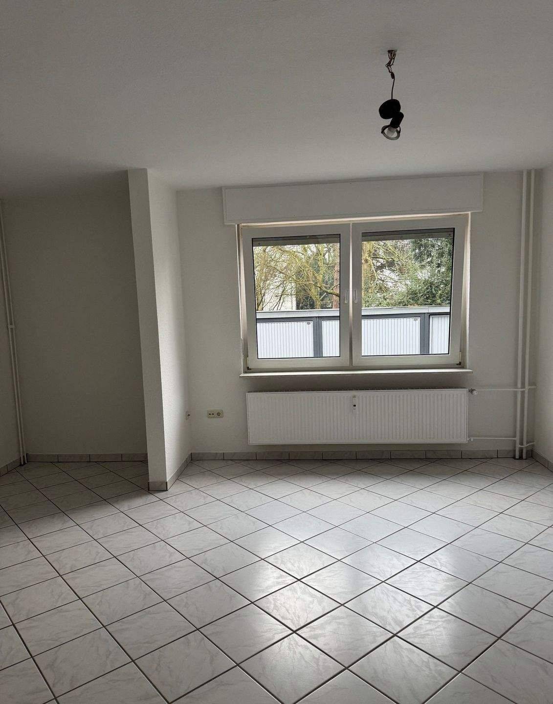 Gemütliche 1 Zimmer-Hochpaterre-Wohnung in Essen-Dellwig, 45357 Essen (Bedingrade Borbeck-Mitte Dellwig Frintrop Gerschede)