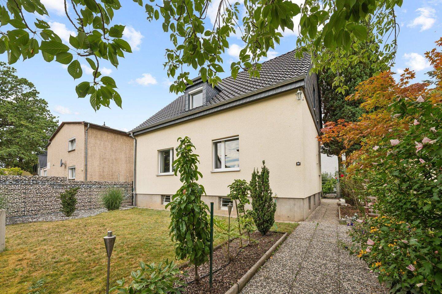 Charmantes Einfamilienhaus – 2 Zimmer mit Potential für 4, 12309 Berlin (Tempelhof-Schöneberg Lichtenrade)