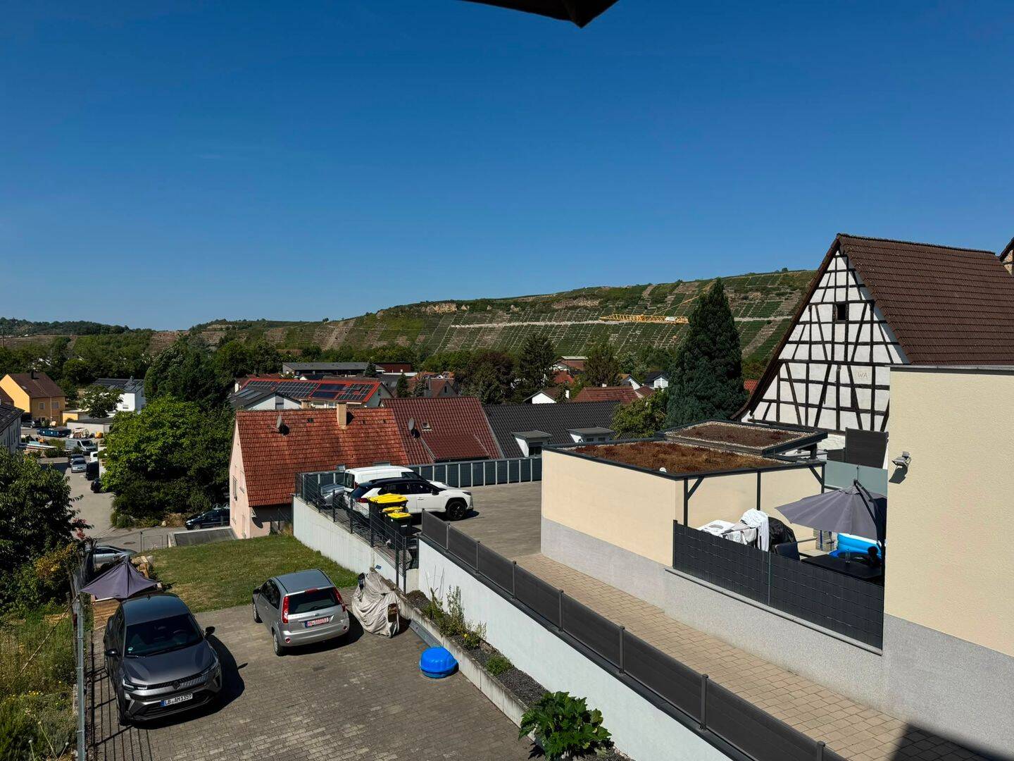 Helle 4-Zimmer Wohnung in guter Lage von Mundelsheim mit traumhaftem Blick auf die Neckarschleife, 74395 Mundelsheim