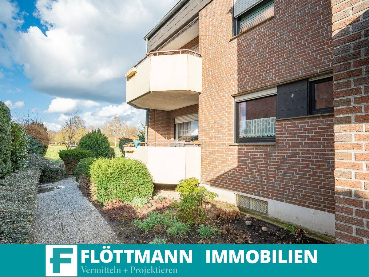 Charmante Dachgeschosswohnung mit Loggia & Stellplatz in Bad Rothenfelde, 49214 Bad Rothenfelde