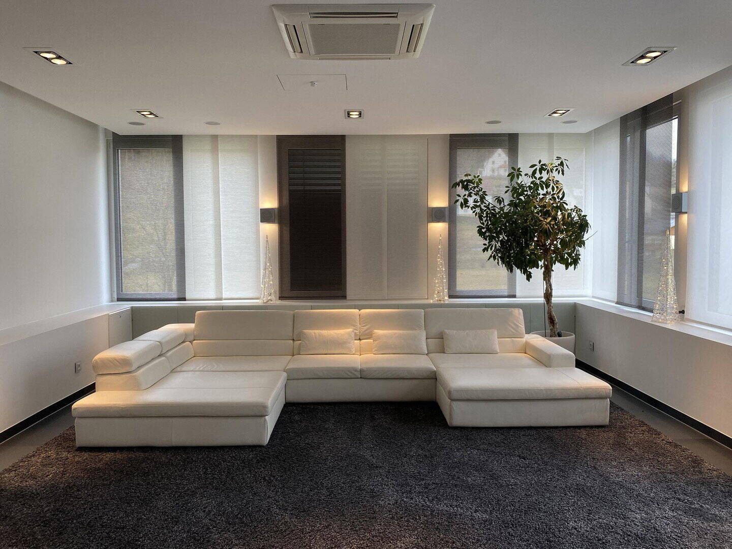 Exklusive 6 Zimmer Wohnung 304 qm/EBK/Garage/Terrasse/Garten, 91349 Egloffstein
