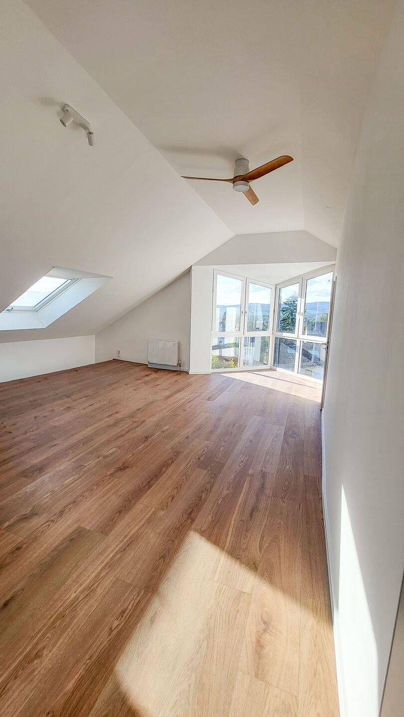 Fernblick in den Rheingau: Helle und frisch sanierte 3-Zimmer-Maisonette, 55218 Ingelheim am Rhein