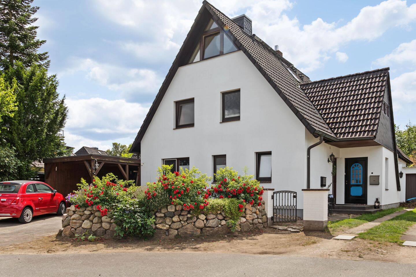 Charmante Maisonettewohnung mit großzügiger Dachterrasse in ruhiger Sackgassenlage von Trittau, 22946 Trittau