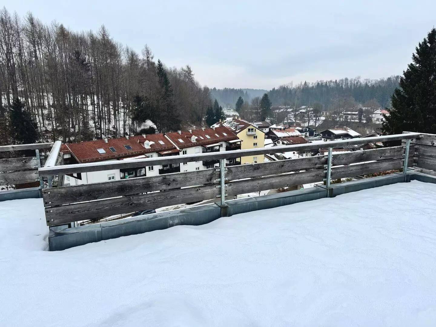 Traum 3-Zimmer Dachterrassenwohnung in Miesbach, 83714 Miesbach