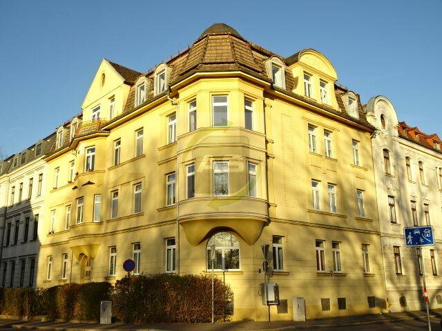 Familiendomizil in Schwanenteichnähe, 8056 Zwickau