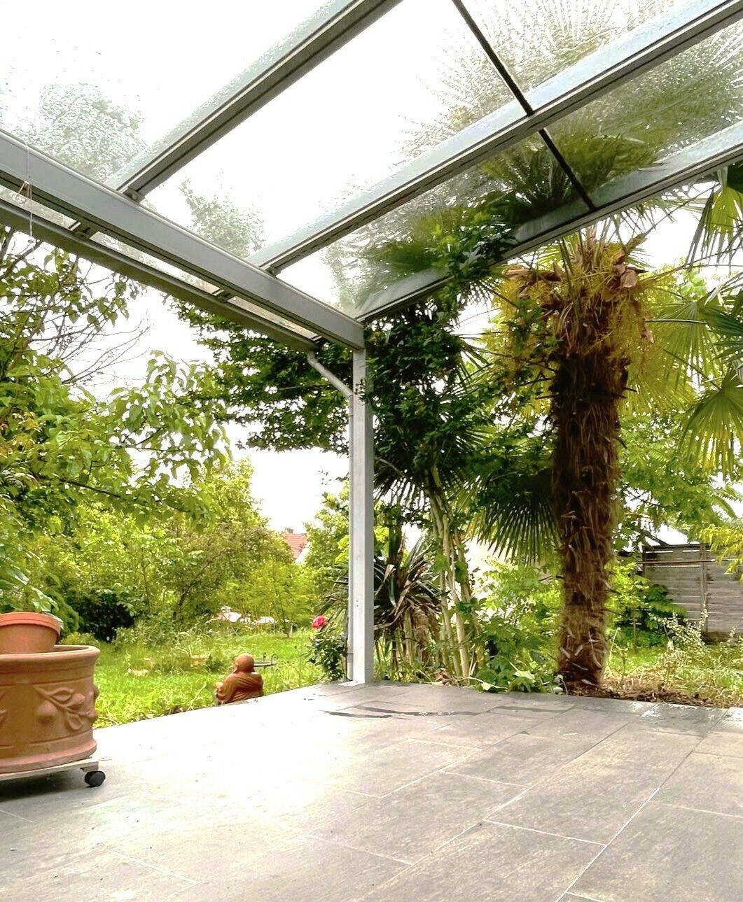 Wohnen im Grünen: Frisch sanierte Doppelhaushälfte mit Garten, Terrasse und Garage, 93057 Regensburg (Brandlberg-Keilberg Konradsiedlung-Wutzlhofen Reinhausen Sallern-Gallingkofen)