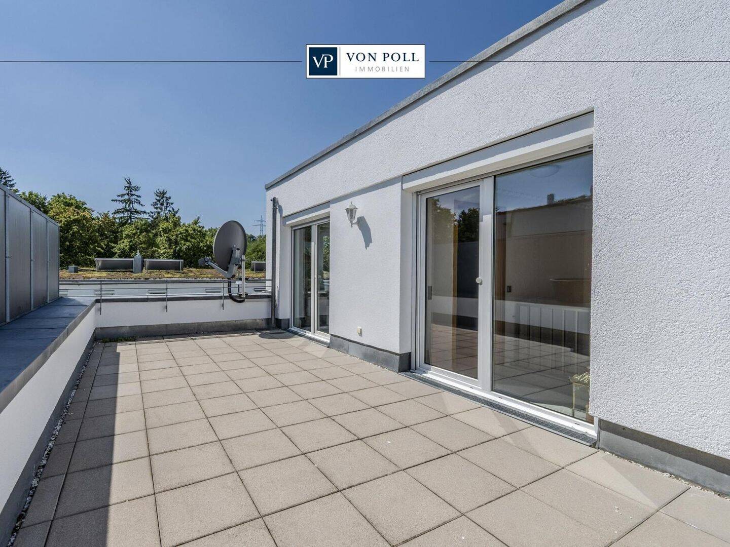 Reihenhaus mit Garten und großzügiger Dachterrasse in ruhiger Lage, 70437 Stuttgart (Freiberg Mönchfeld Rot Zazenhausen Zuffenhausen)