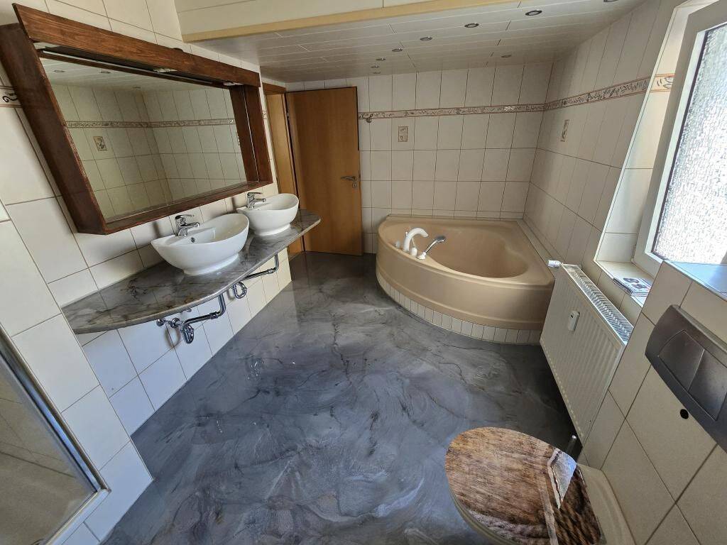 3,3 Zimmer Wohnung 110qm mit guten Anbindungen 96472 Rödental, 96472 Rödental