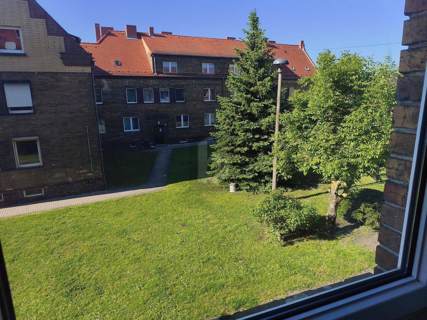 VIEL PLATZ & RUHE MIT GRÜNEM INNENHOF, 6803 Bitterfeld-Wolfen