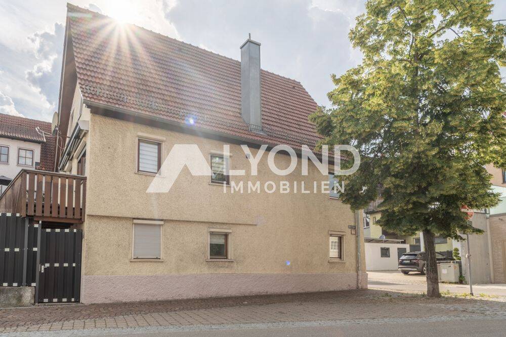 Zentral gelegenes, charmantes Einfamilienhaus mit viel Platz für Familienleben, 89537 Giengen an der Brenz