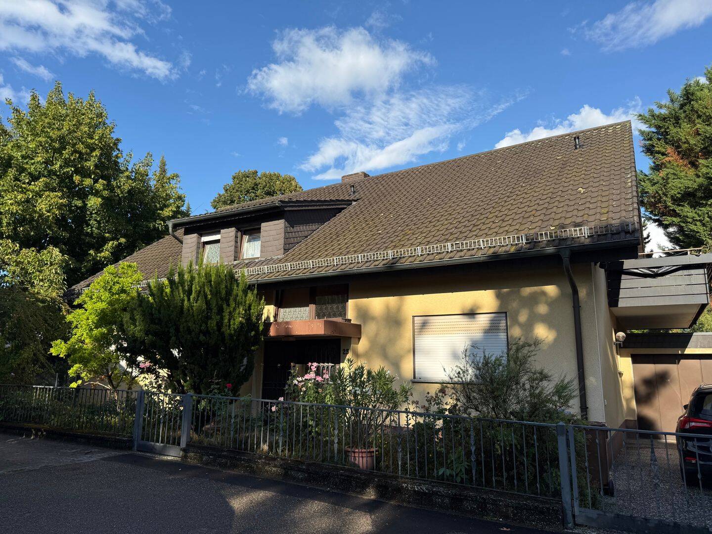 Geräumiges Dreifamilienhaus mit großem Garten in ruhiger Lage von Rohrbach, 69126 Heidelberg (Boxberg Emmertsgrund Rohrbach Südstadt)