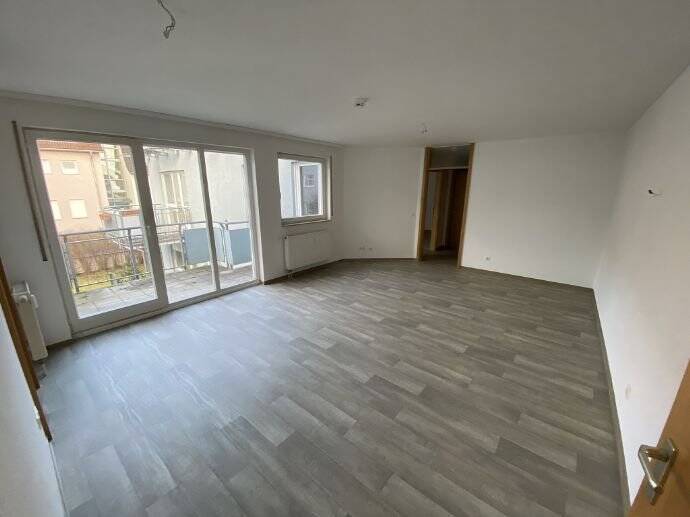 2-Zimmer-Wohnung mit Balkon in bester Zentrumslage, 4600 Altenburg