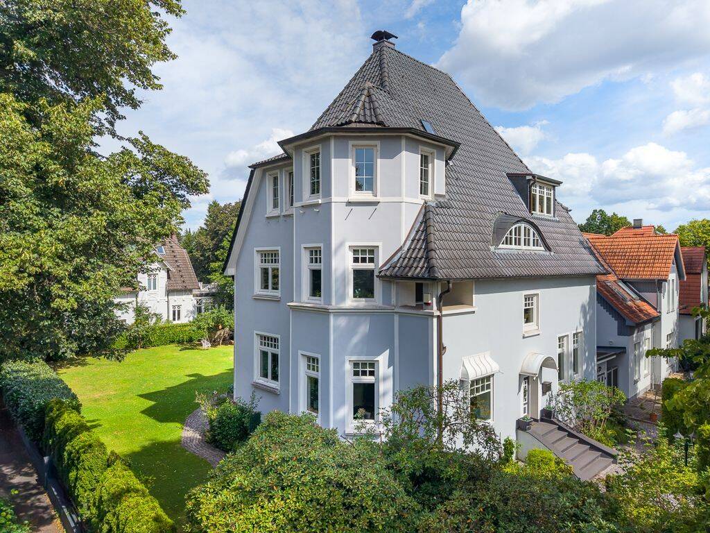 Exklusiver Wohn(t)raum für die ganze Familie – liebevoll sanierte Jugendstilvilla in bester Lage!, 22335 Hamburg (Hamburg-Nord Alsterdorf Fuhlsbüttel Groß Borstel Ohlsdorf)