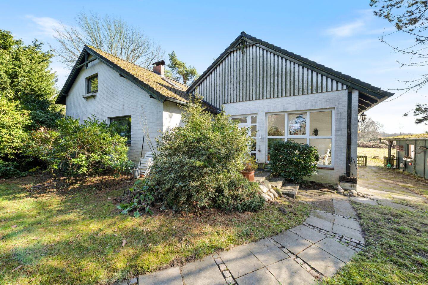 Für Anpacker und Familien – Wohnhaus mit großem Grundstück und Ausbaupotenzial, 25421 Pinneberg