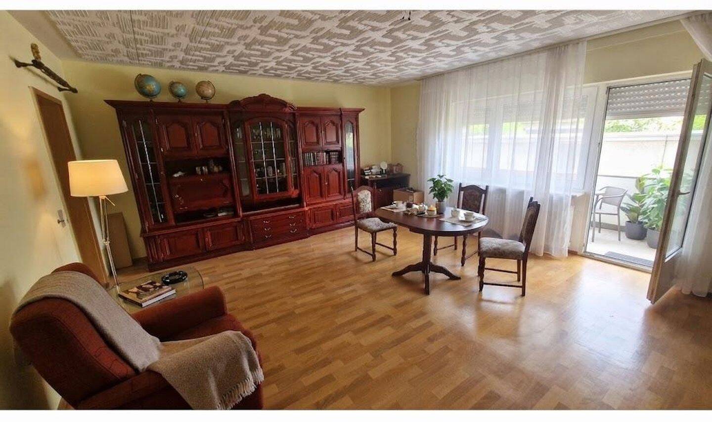 Achtung: Schöne Hochparterre-Wohnung in ruhiger Lage, 66957 Vinningen