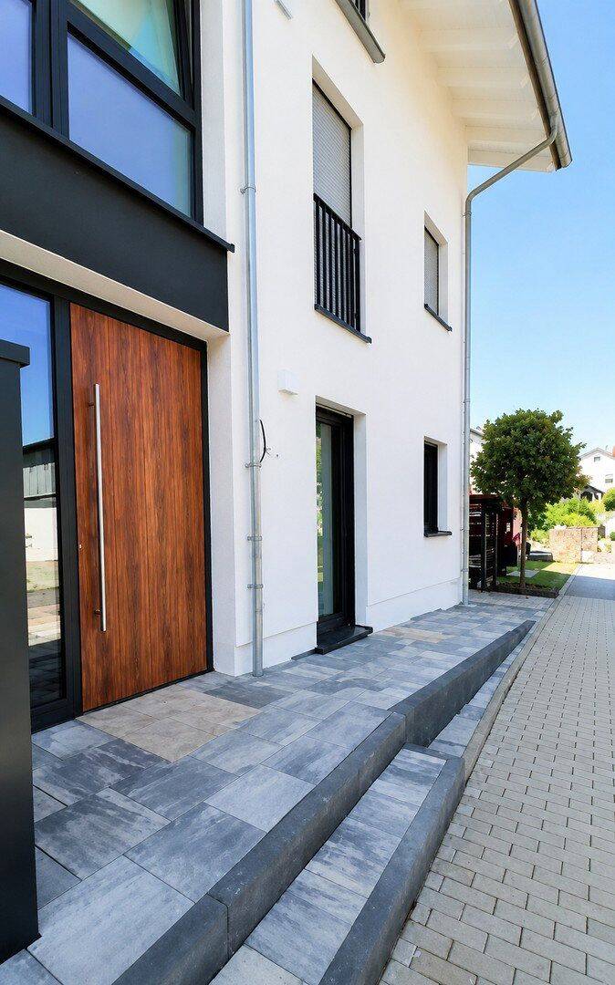 Alternative zum Reiheneckhaus – Terrassenwohnung mit Neubaukomfort, 61449 Steinbach (Taunus)