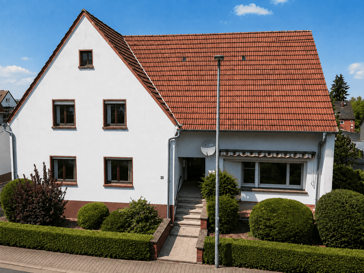Großzügiges Einfamilienhaus mit rund 210 m² Wohnfläche in Bruchmühlbach-Miesau, 66892 Bruchmühlbach-Miesau