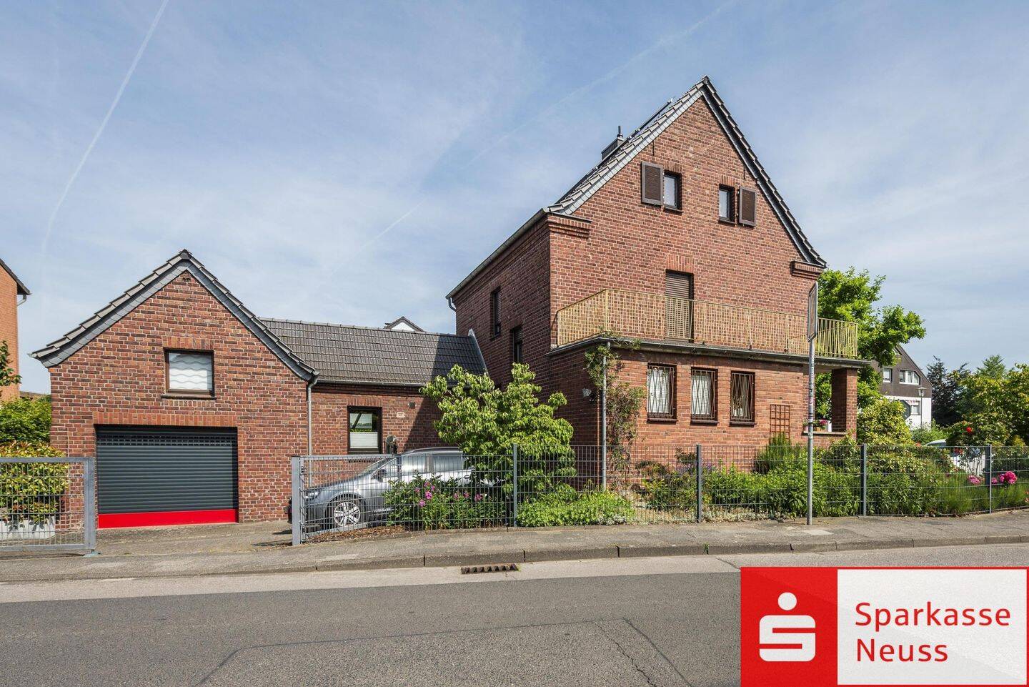 Großzügiges Einfamilienhaus mit Charme und Gartenidylle!, 41352 Korschenbroich