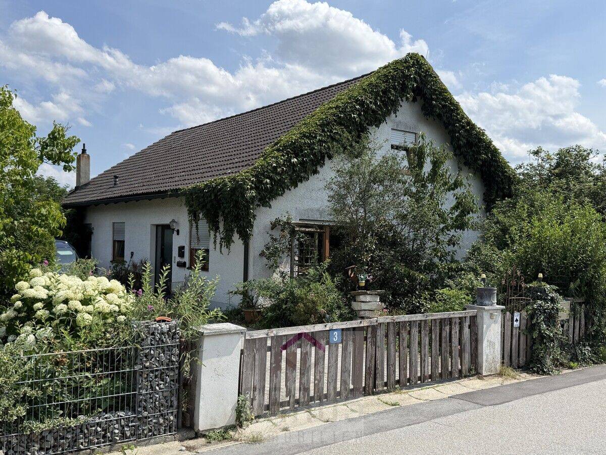 Einfamilienhaus im Grünen Galgweis bei Osterhofen, 94486 Osterhofen