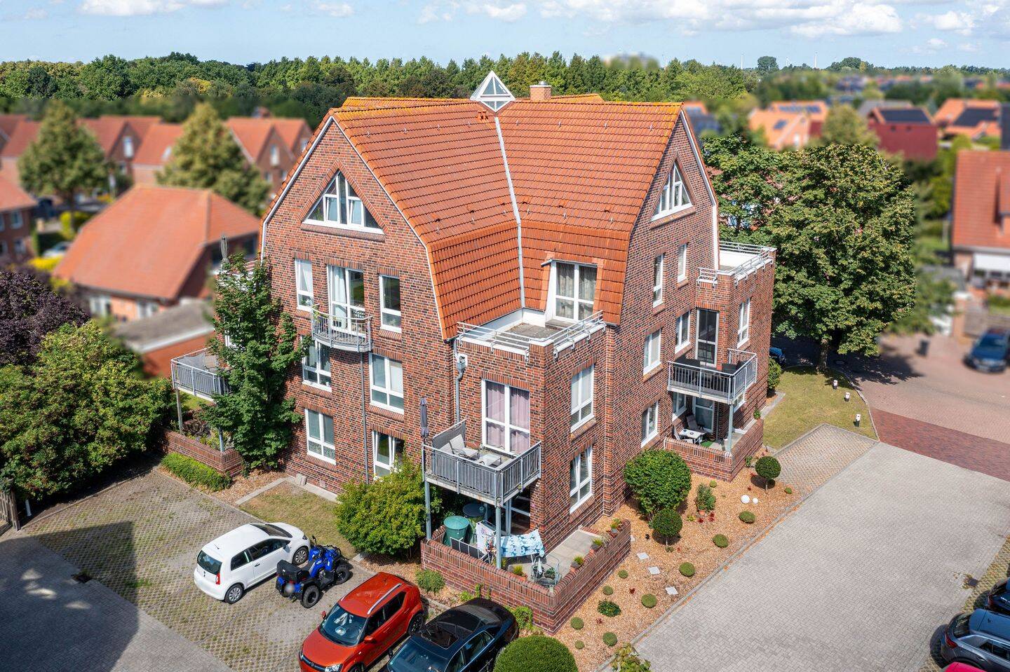 Wohnungspaket in Emden-Wolthusen – 2 Einheiten, energetisch saniert, 26725 Emden