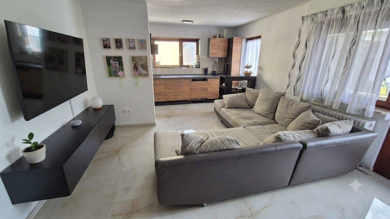 Helle 3-Zimmer-Wohnung mit überdachter Terrasse in familienfreundlicher Lage, 76698 Ubstadt-Weiher