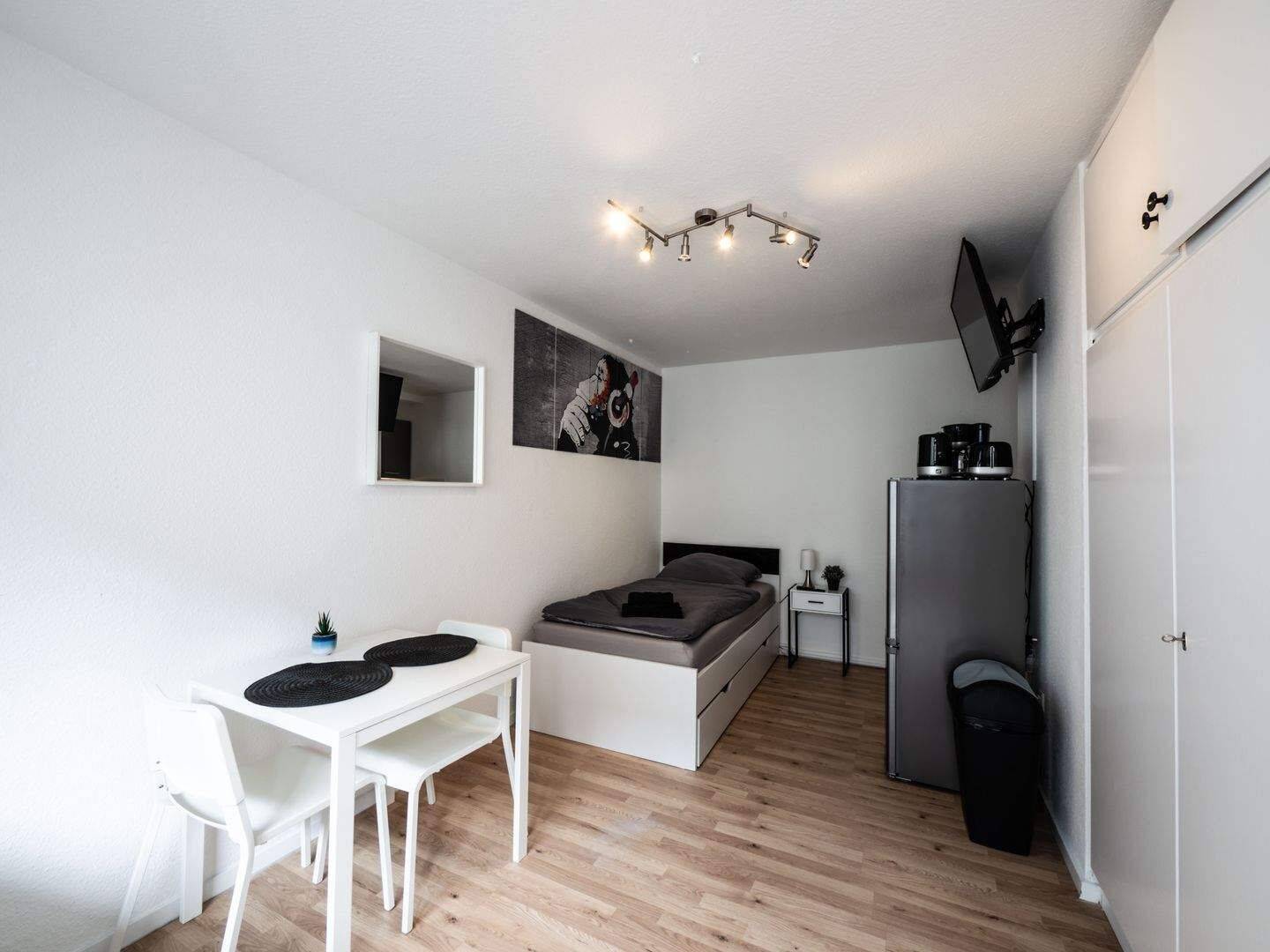 Möbliertes Apartment mit Gemeinschaftsbadezimmer im Zentrum von Ahrensburg, 22926 Ahrensburg