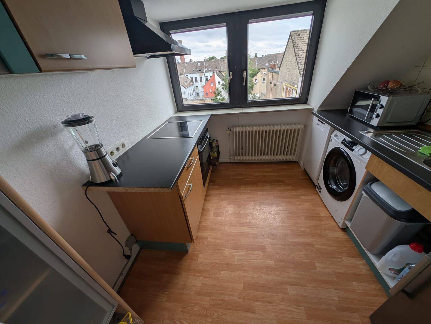 80 qm Dachgeschoßwohnung, 47799 Krefeld (Bockum Cracau Stadtmitte)