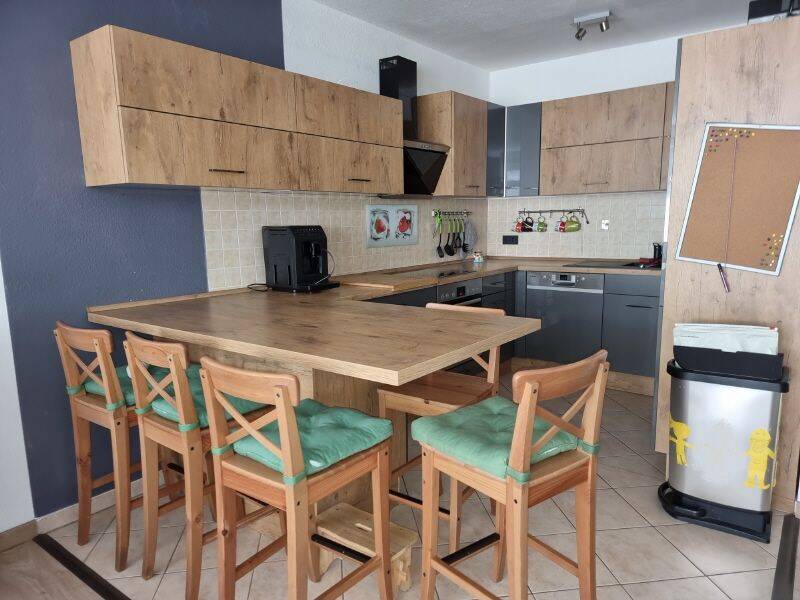 Gemütliche Vierraumwohnung in der Fußgängerzone!, 8451 Crimmitschau