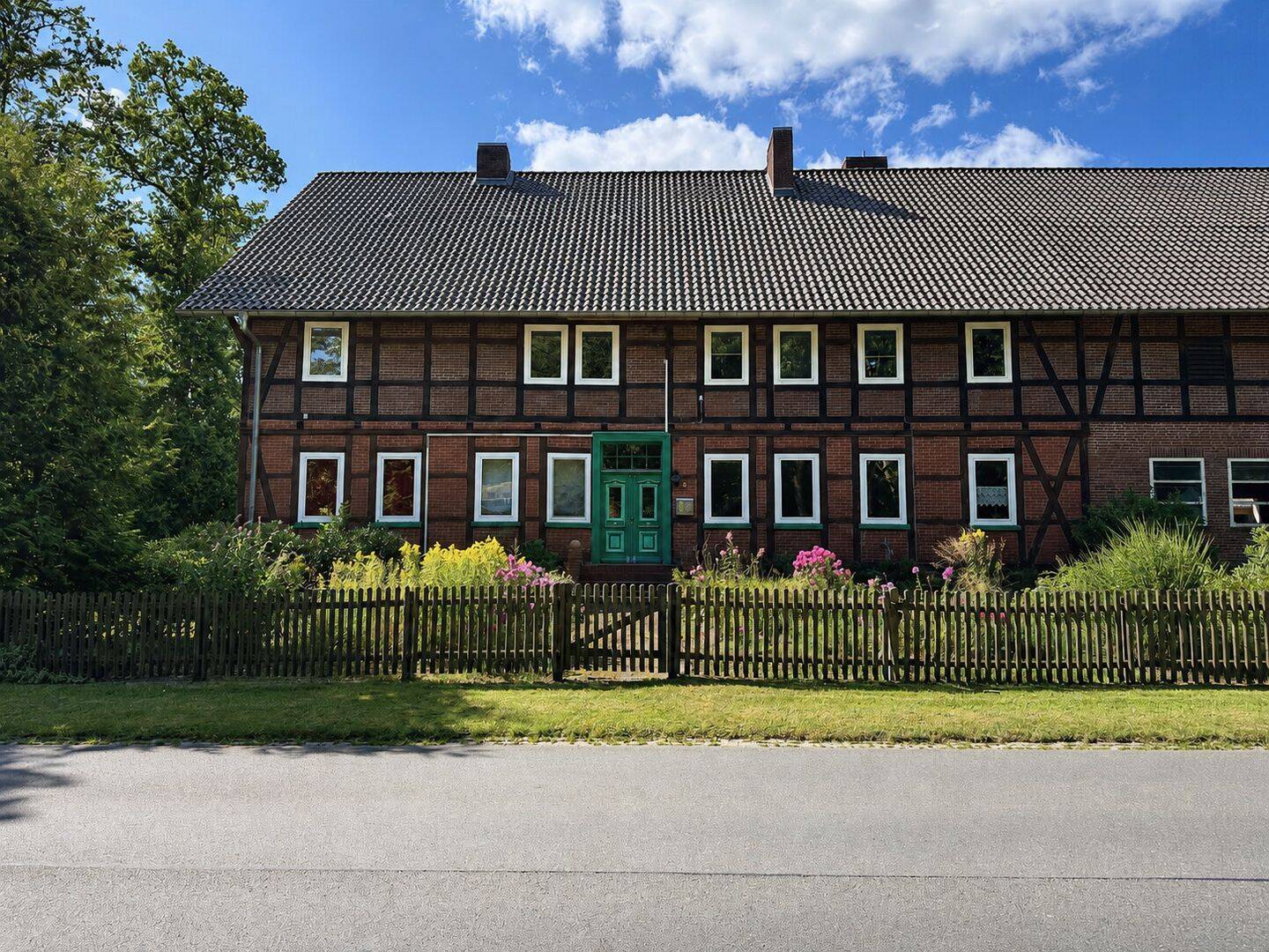 Große Hofstelle mit historischem Gebäudebestand und vielseitigem Nutzungspotenzial!, 29328 Faßberg