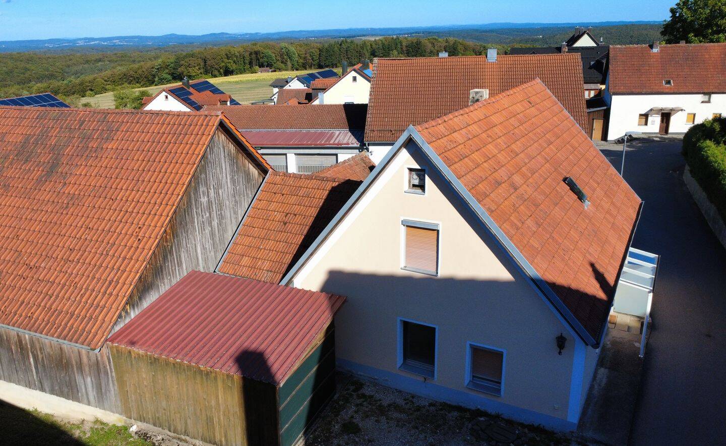 Baugrundstück 114 EUR / m² inkl. Bestandsobjekt in Hochdorf I Duggendorf I Landkreis Regensburg, 93182 Duggendorf