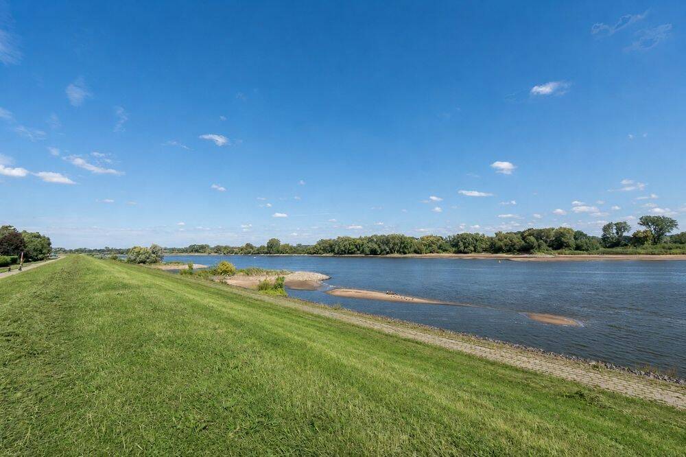 Großes Einfamilienhaus in Schwinde direkt an der Elbe – dort wohnen wo andere Urlaub machen, 21423 Drage