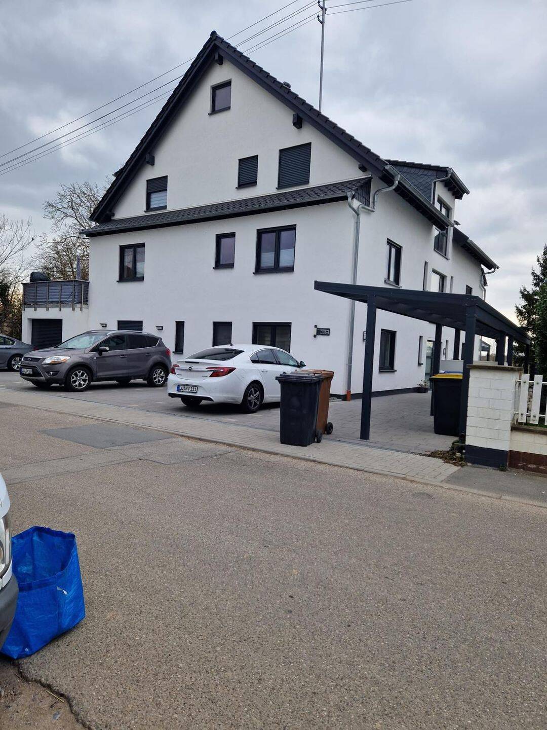 Helle 3-Zimmer-Wohnung mit 24-m²-Terrasse, Fußbodenheizung und Stellplatz in Edigheim, 67069 Ludwigshafen am Rhein (Edigheim Oppau Pfingstweide)