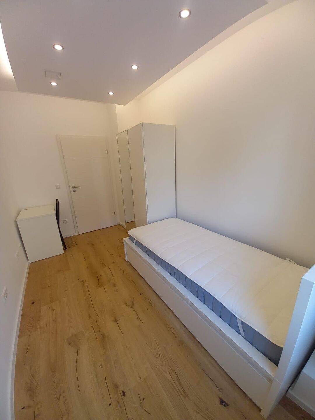 helles möbliertes WG-Zimmer*sofort frei* Stuttgart West renoviert, 70193 Stuttgart (Nord West)