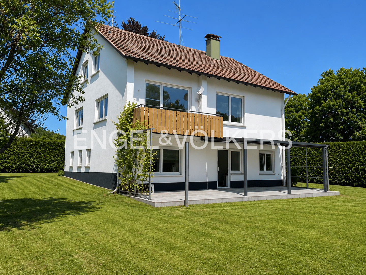 Großzügiges Haus mit zwei Wohneinheiten in schöner, ruhiger Lage, 72501 Gammertingen