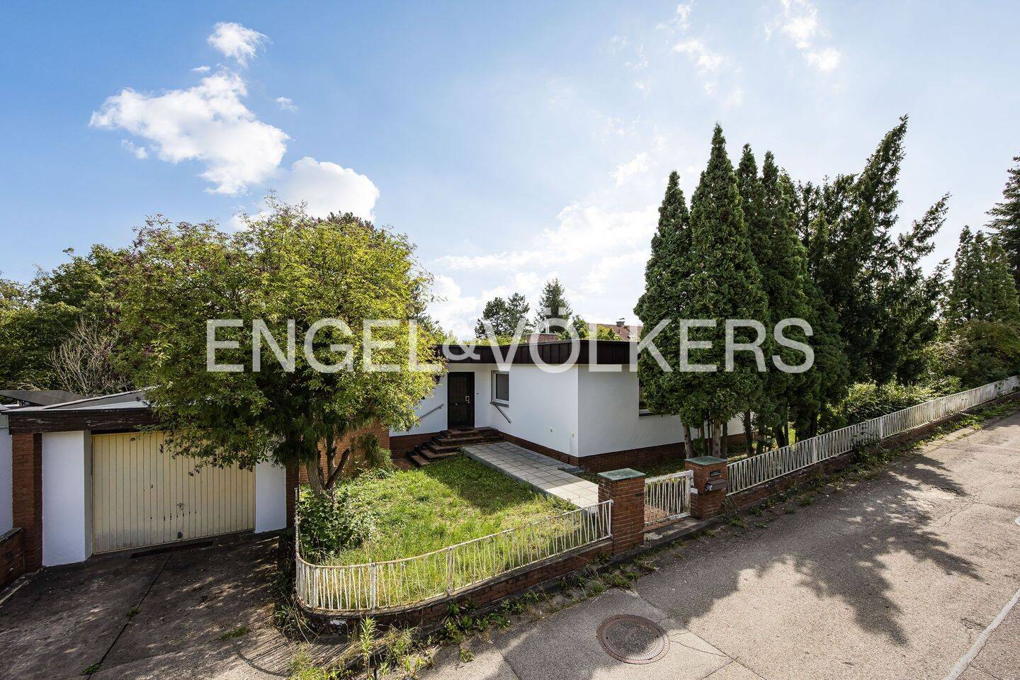 Wohnen im Grünen – Bungalow mit vielfältigen Gestaltungsmöglichkeiten, 91757 Treuchtlingen