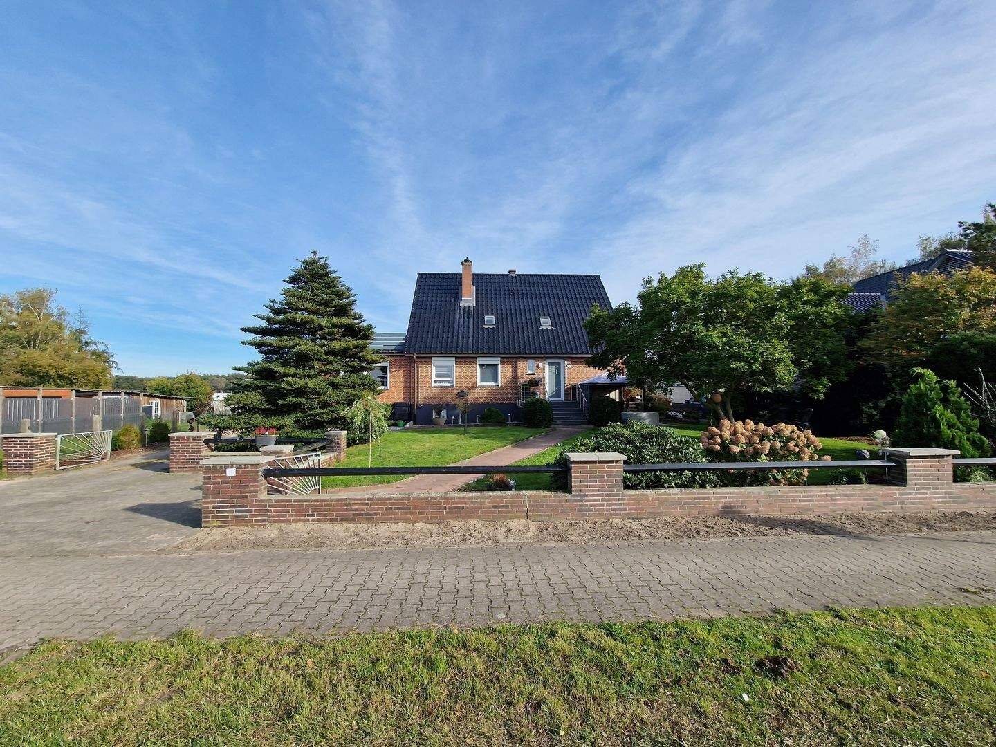 Gepflegtes Einfamilienhaus in Bleckede Ortsteil Garze mit viel Platz und Garten ideal für Familien, 21354 Bleckede