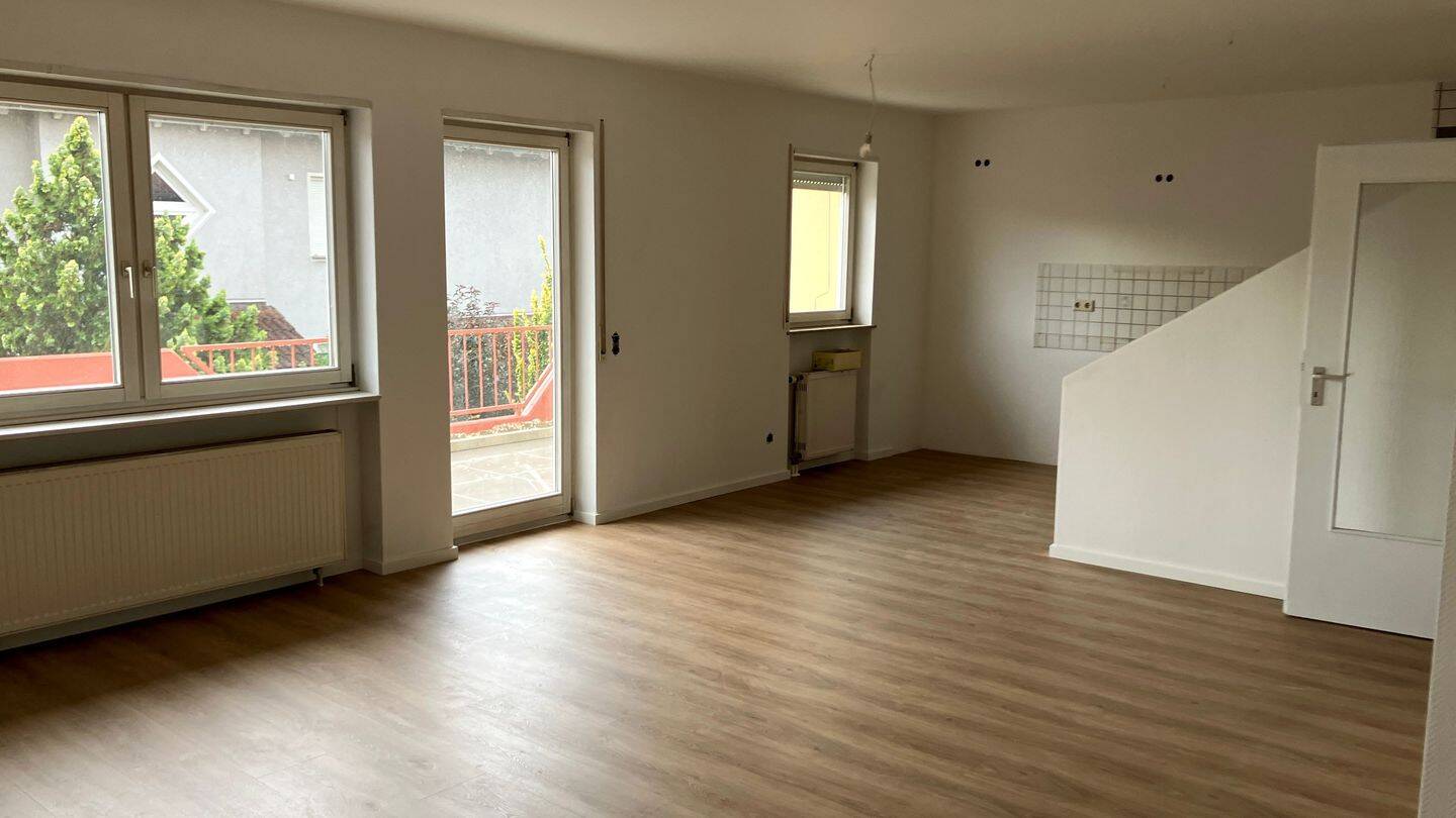 93m² 3ZKB 1.OG renoviert Keller Garage Stellplatz (sofort&privat), 67251 Freinsheim
